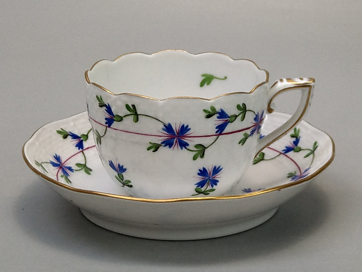 Herend porcelain coffee set for one - Cornflower Garland with pink ribbo