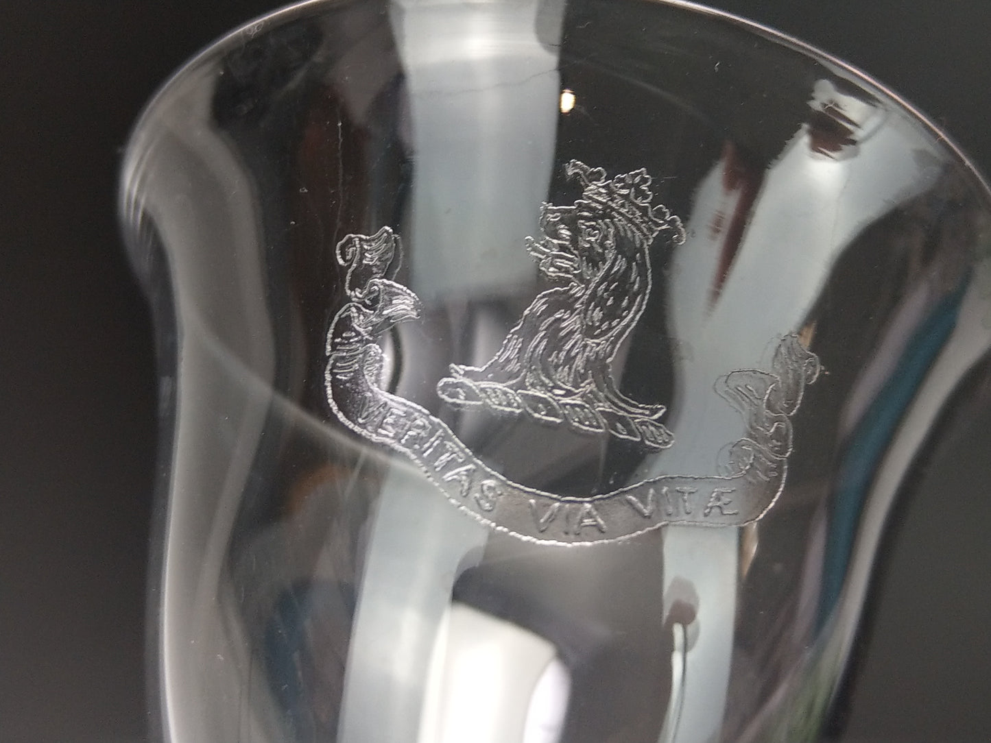 Glasses with Etched Scottish Clan Crest "Veritas via Vitae"