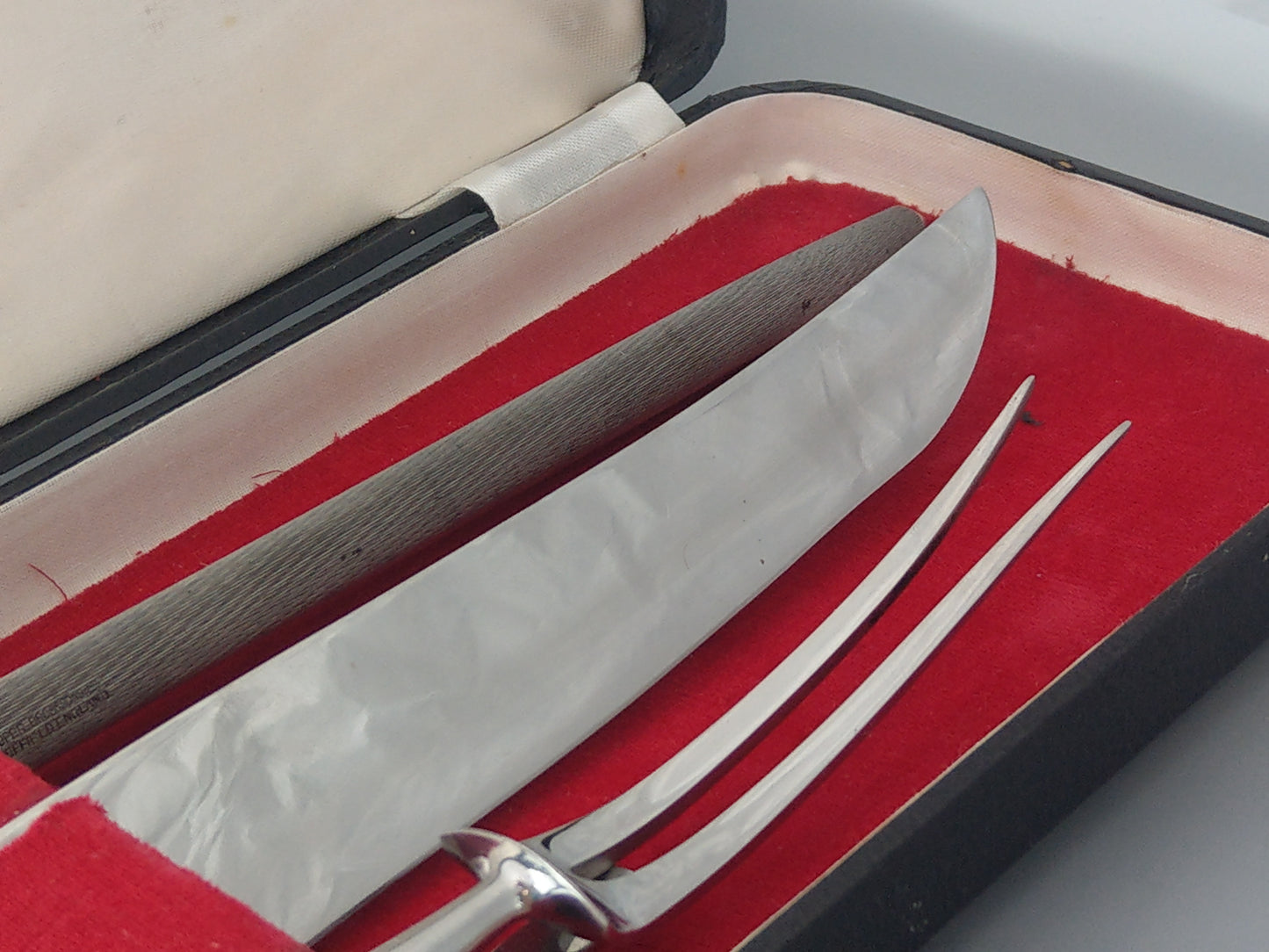 Large Carving set silver plated with King Pattern in case