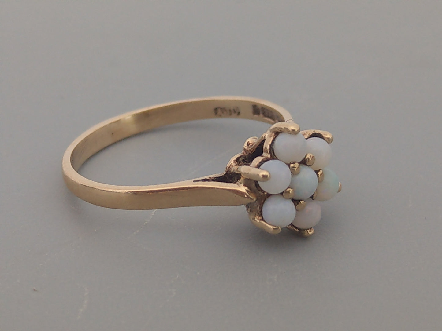 Vintage Opal Cluster Ring Daisy 9ct gold London c1967