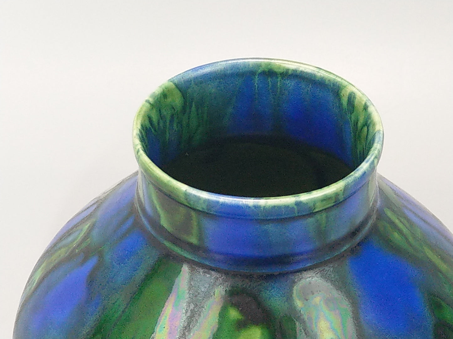 Medium Peacock Vase Minton Hollins & Co Astra Ware 