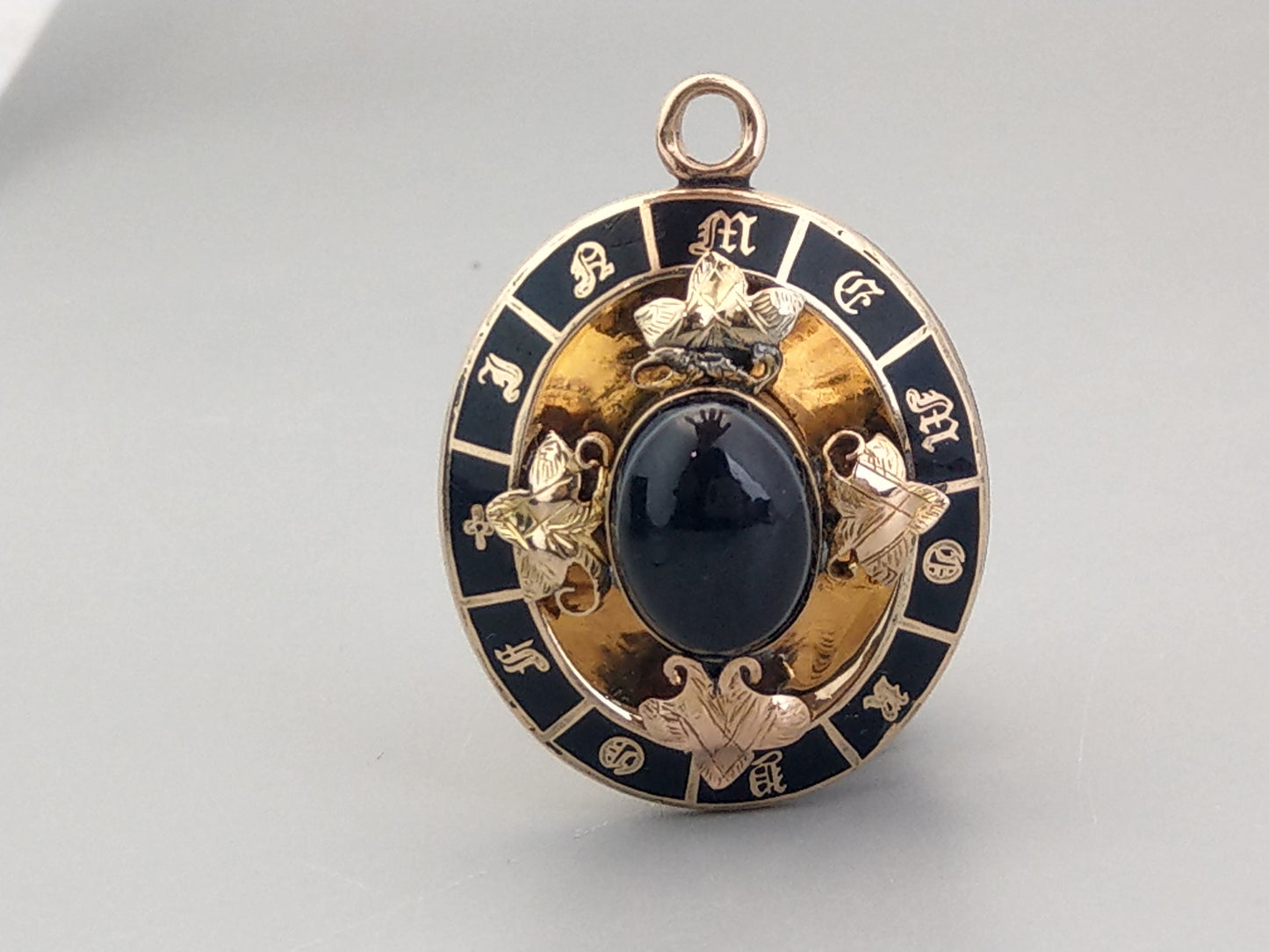 Victorian Mourning Pendant 9ct Gold With Black Enamel and Agate