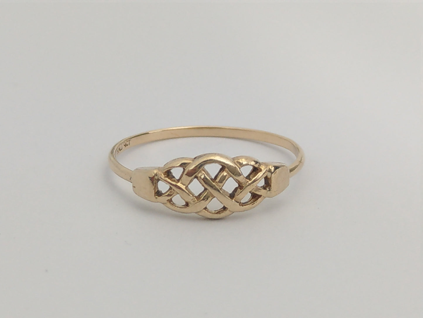 Delicate Celtic knot ring 9ct gold size J