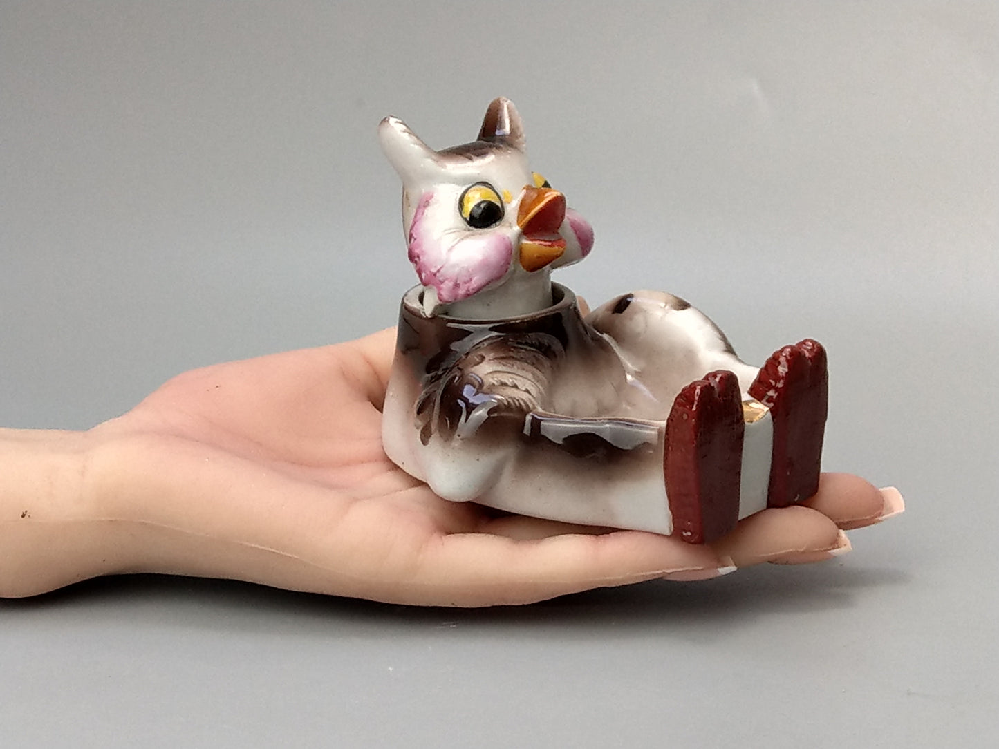 Nodding head Ashtray Owl Japanese Patent T.T c1940