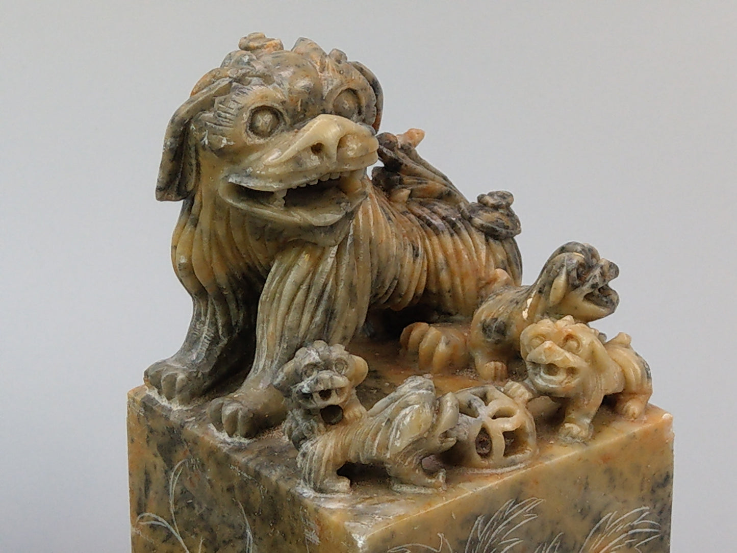 Chinese Foo lions carved Soapstone Bookends