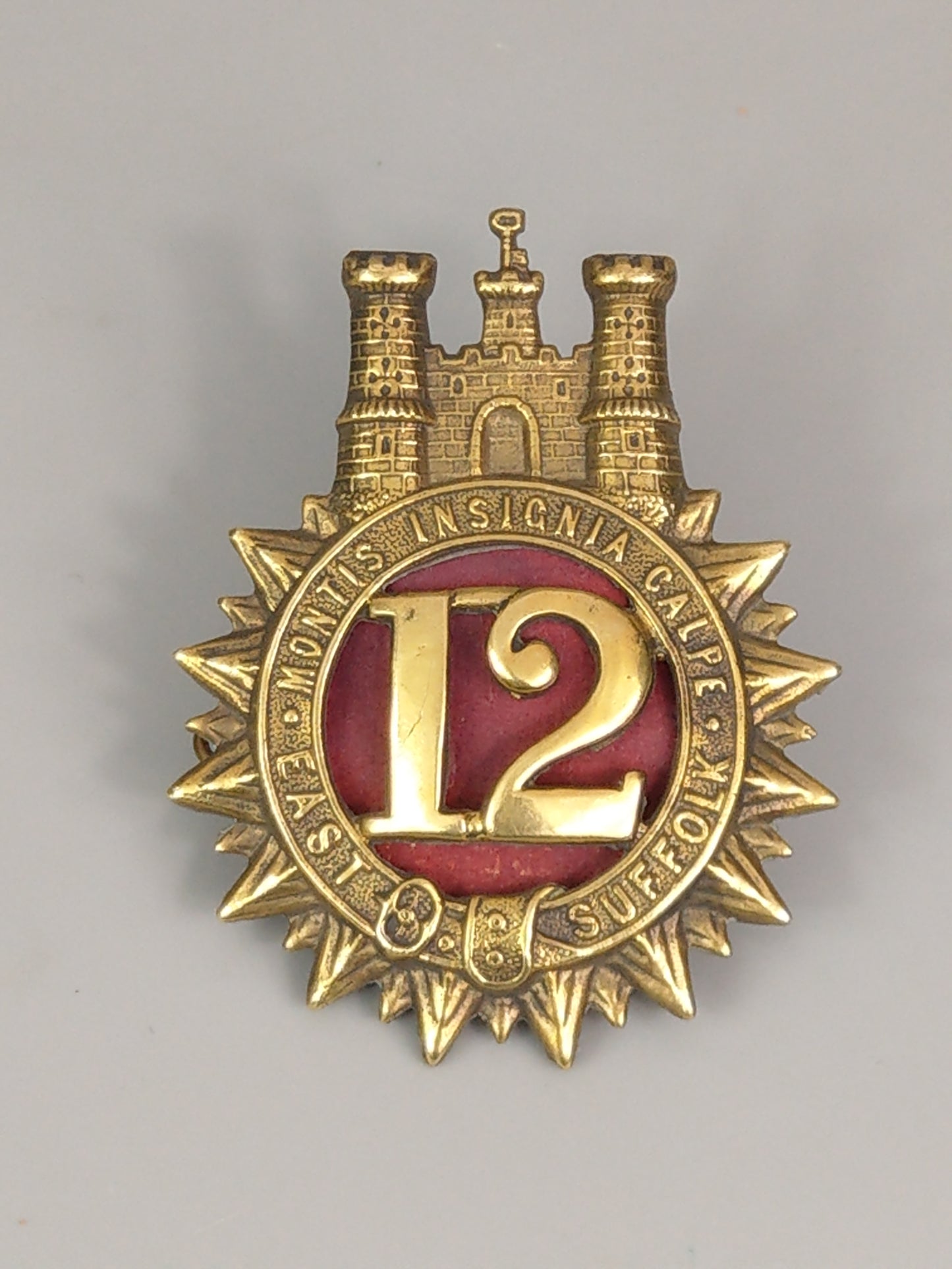 12th East Suffolk Regiment of Foot Glengarry Badge Regimental Cap Badge