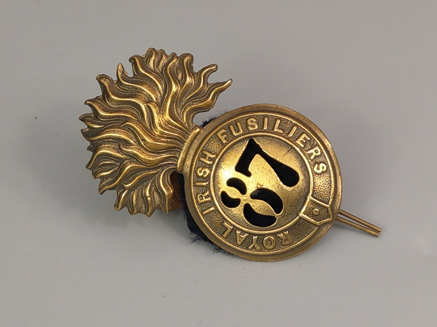 87th Royal Irish Fusiliers Regiment of Foot Glengarry Badge Regimental Badge