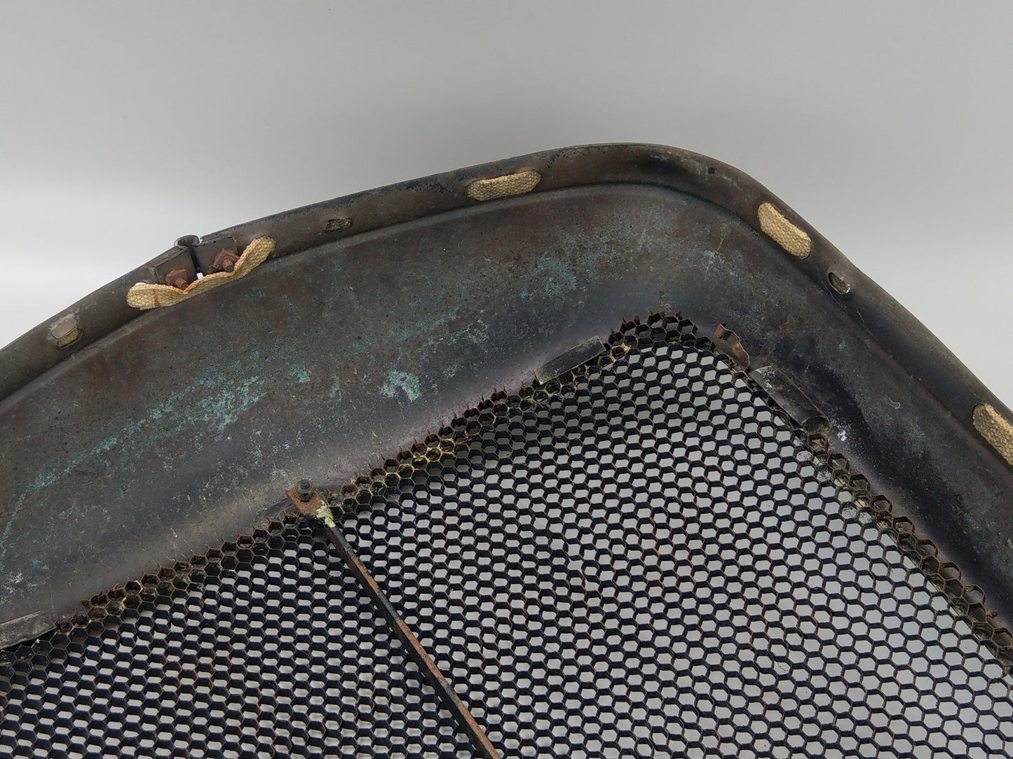 Art |deco Car Grille Morris Truck 10 CWT Radiator Grille with honeycomb
