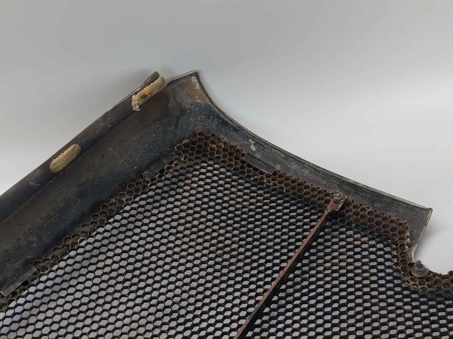 Art |deco Car Grille Morris Truck 10 CWT Radiator Grille with honeycomb