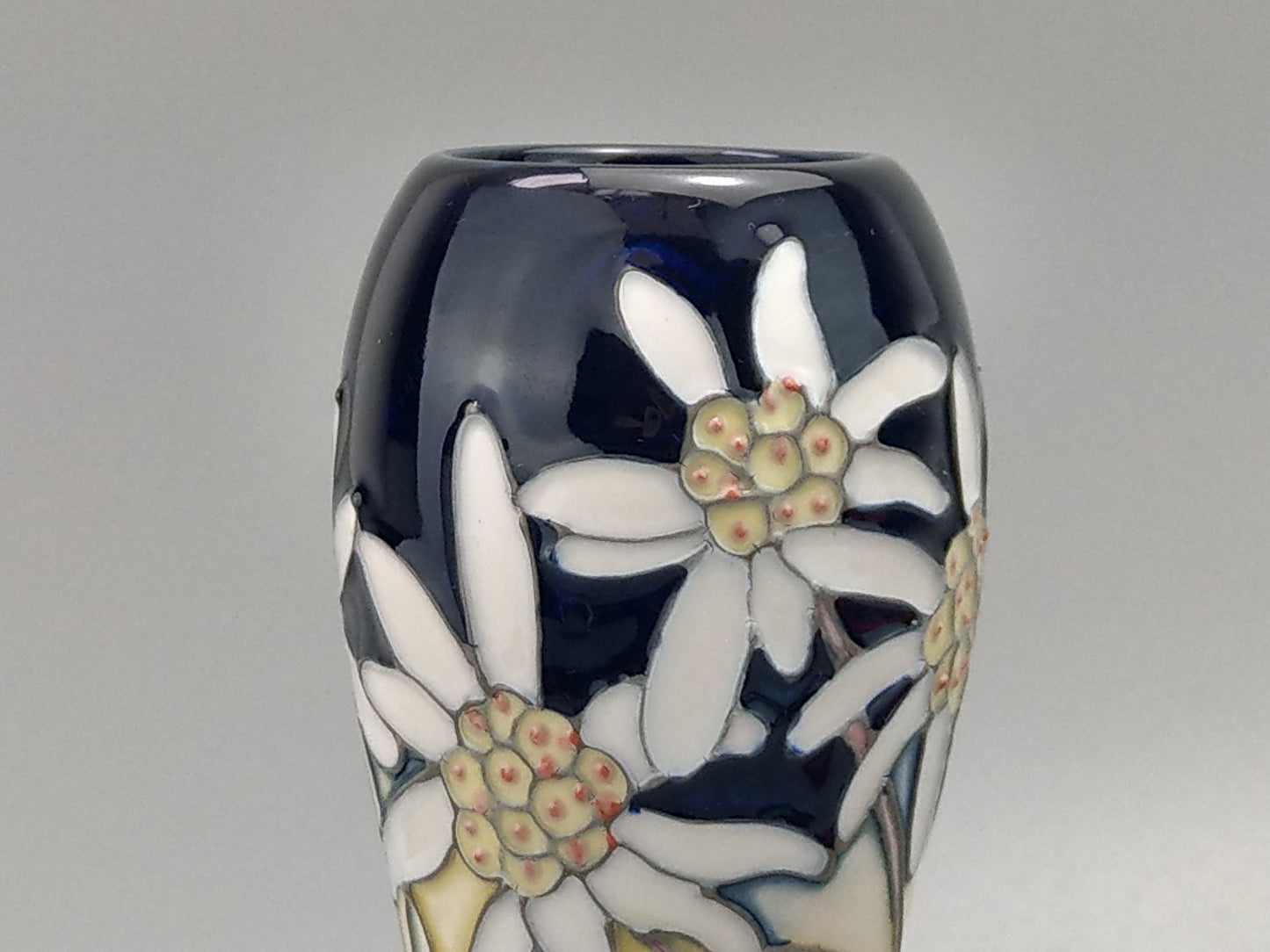 Moorcroft Pottery Vase Edelweiss For You Limited Edition By Kerry Goodwin Limited Edition 10/25 Shape No. 92/9