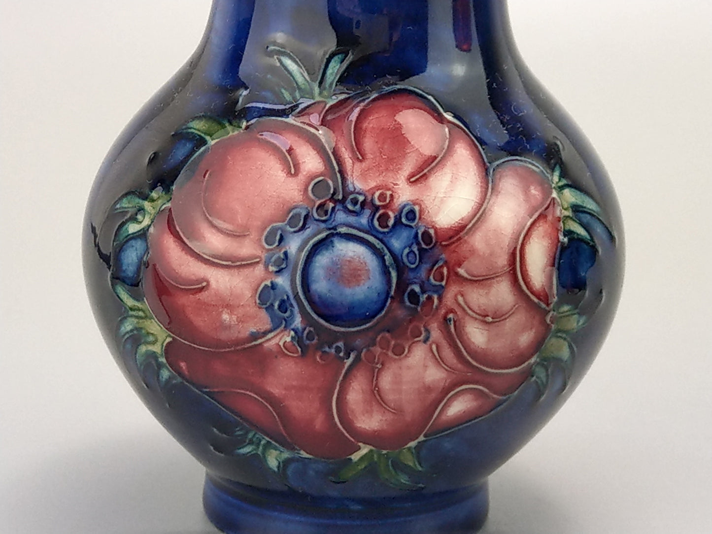 Moorcroft pottery Vase Anemone Small baluster by Walter Moorcroft