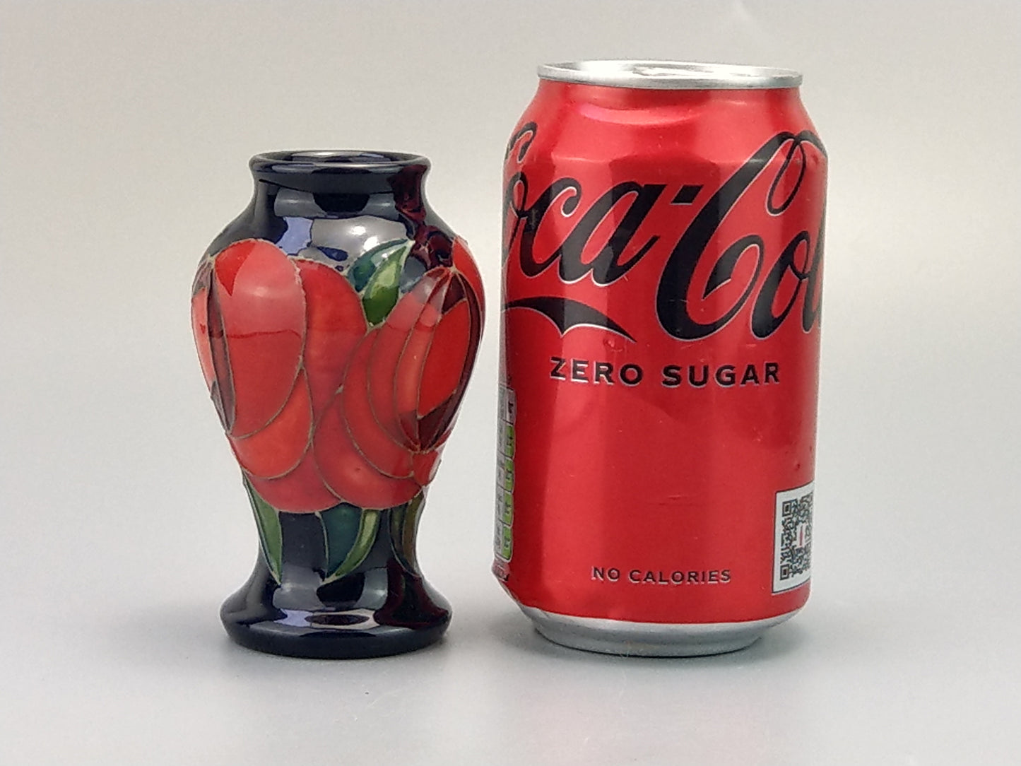 Moorcroft pottery vase Red Rose Vase by Emma Bossons Trial Shape 46/4