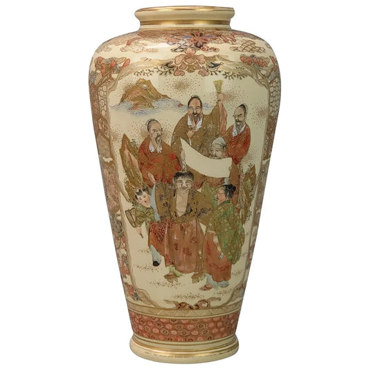 Large Antique Japanese Satsuma Meiji Pottery vase with figures