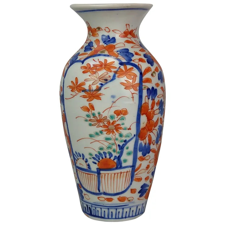 Antique Imari Japanese vase Floral with cartouche