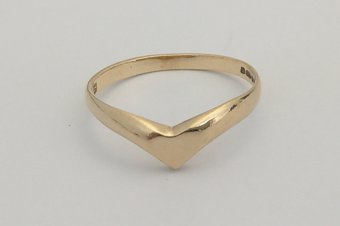 Prohibition Gems - Delicate 9ct Gold wishbone-heart signet band ring by DJ Hill