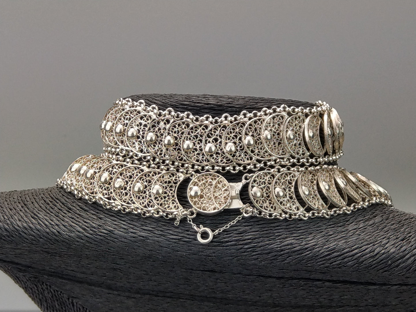 A parure Coin-Simulated Silver Filigree Bracelet and Necklace, Dutch c1960