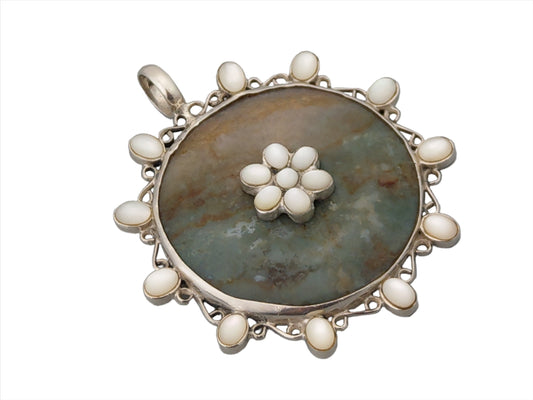 Extra large Pendant Agate and Mother and Pearls set in Sterling Silver