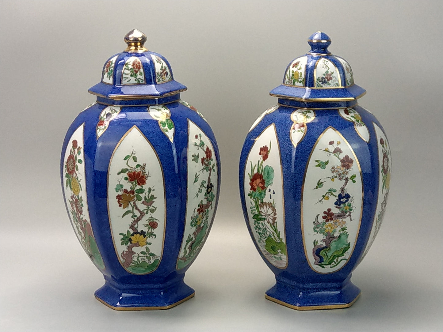 Large Temple Jars Kang Hsi Wilton Wear Harley Jones Blue with Famille Verte design