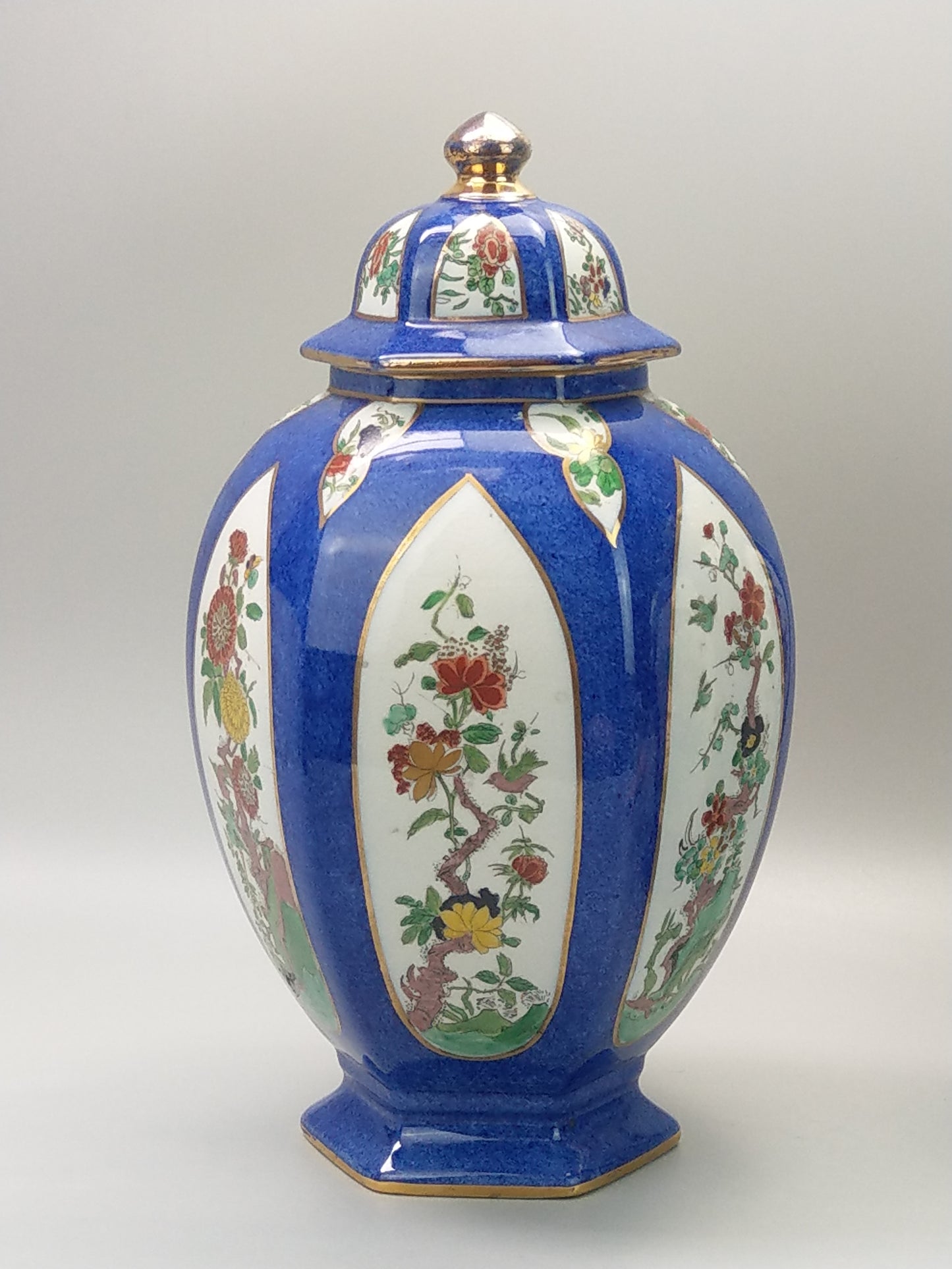 Large Temple Jars Kang Hsi Wilton Wear Harley Jones Blue with Famille Verte design