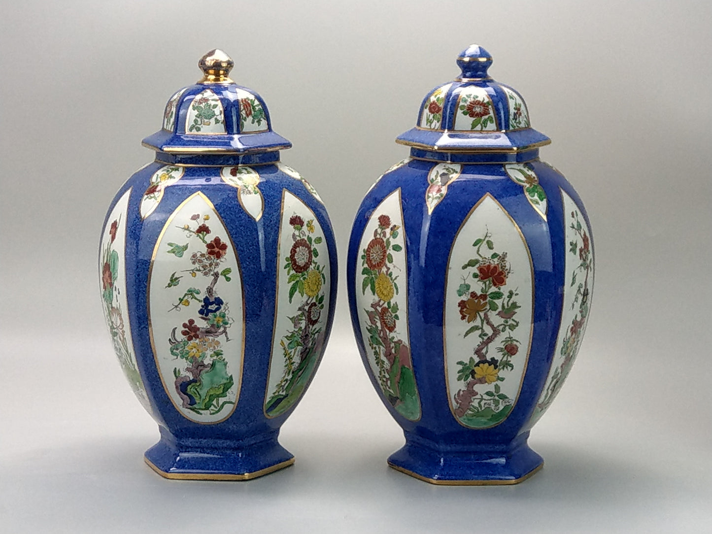 Large Temple Jars Kang Hsi Wilton Wear Harley Jones Blue with Famille Verte design