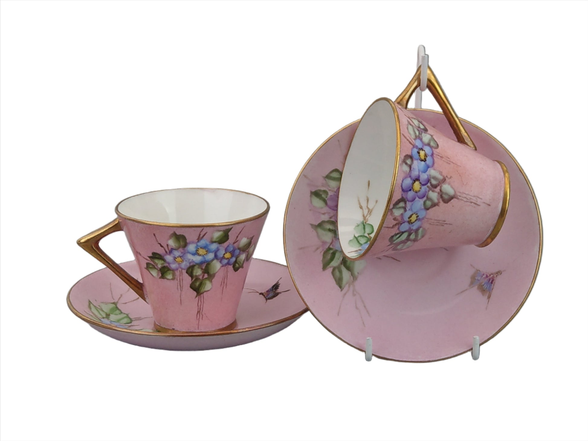 teacup and saucer, hand paited teacup, antique tea cup, porcelain teacup, tea cup and saucer, Art deco teacup, Pink Teacups, Morag Skinner, conical Teacups, pink porcelain cup, pink and gold, pink art deco cup, conical shaped cup,