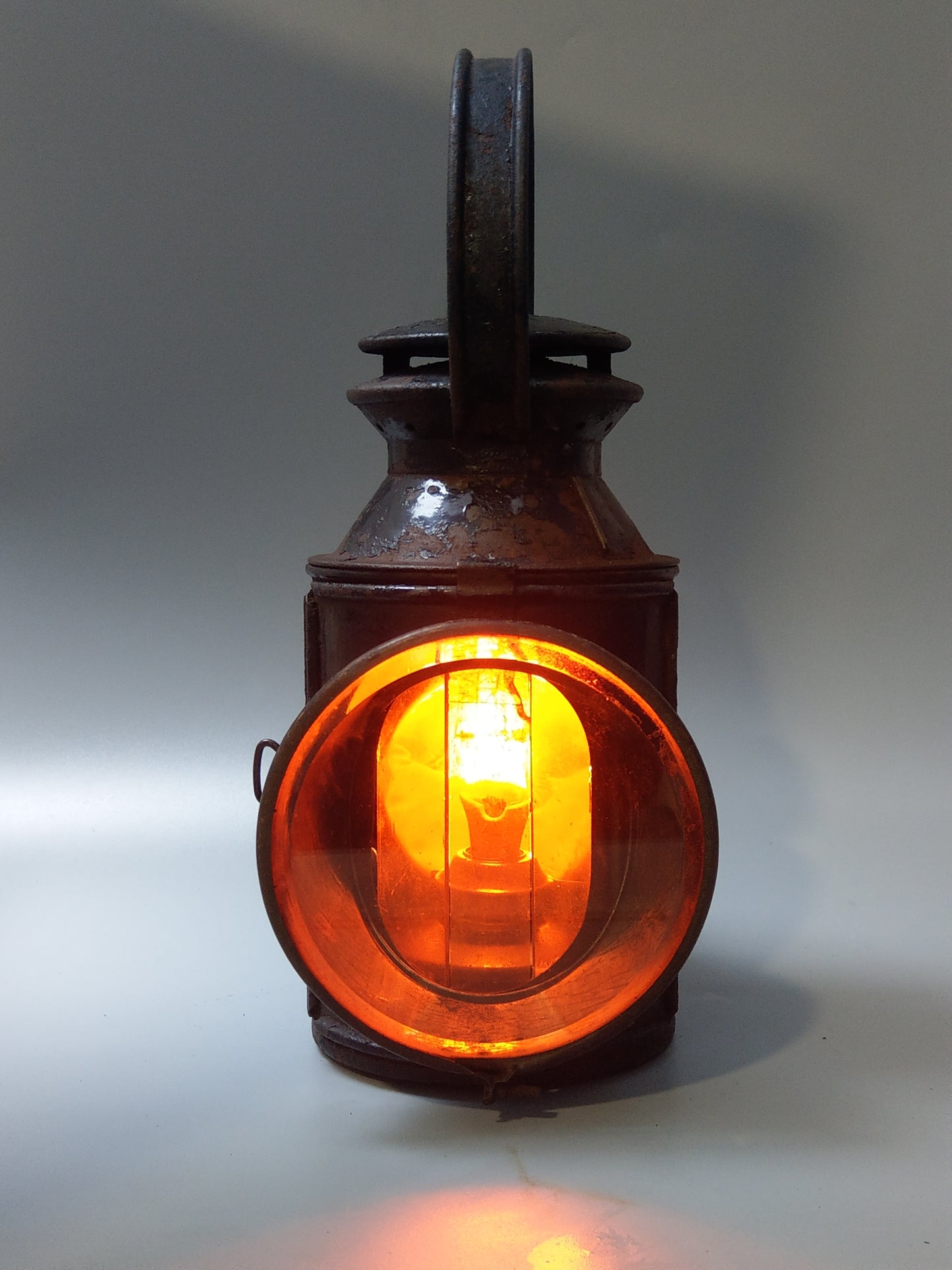 British Railway Midlands Signal Oil Lamp with 3 Glass Aspects