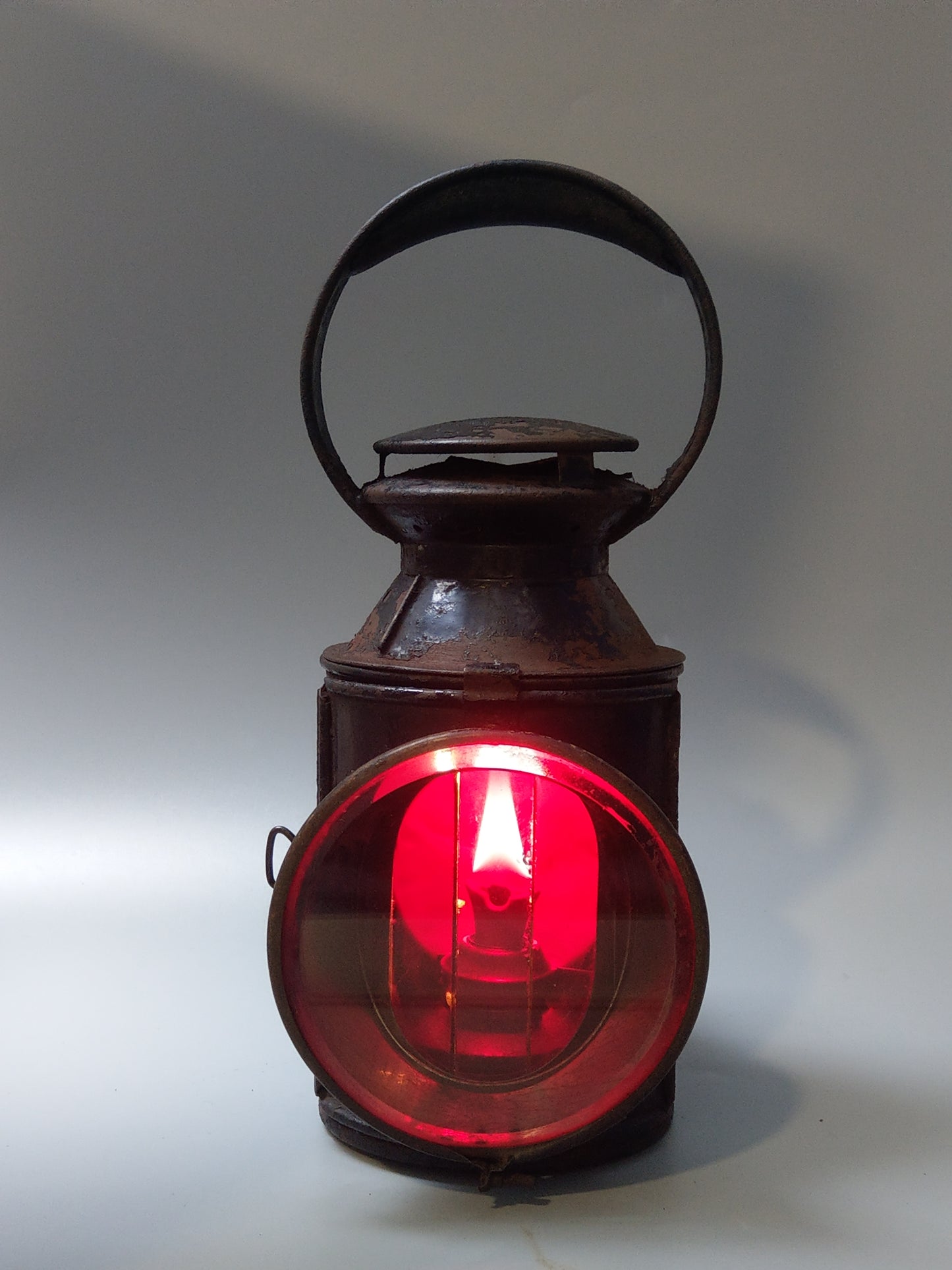 British Railway Midlands Signal Oil Lamp with 3 Glass Aspects