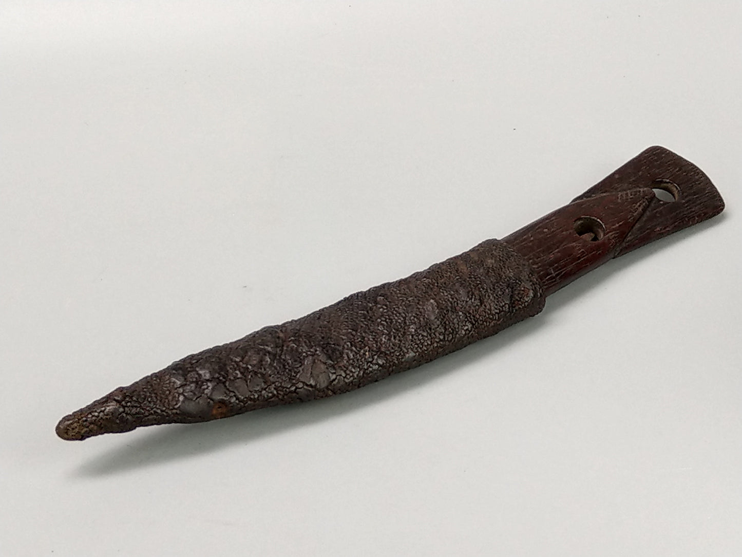 Antique Tribe knife with Crocodile leather sheath