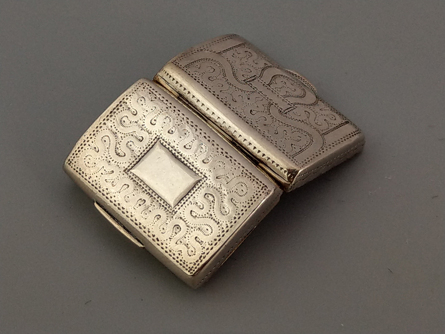 Sterling silver vinaigrette box J Wilmore Birmingham c1820