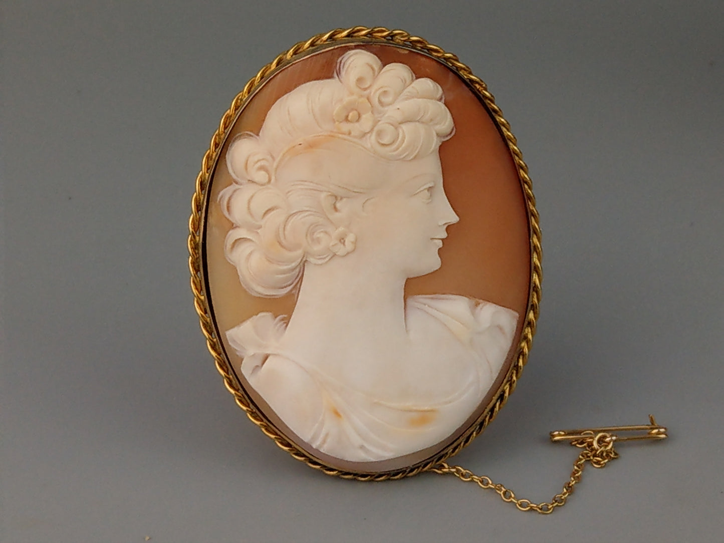 Victorian Large Shell Cameo Brooch set in rolled gold