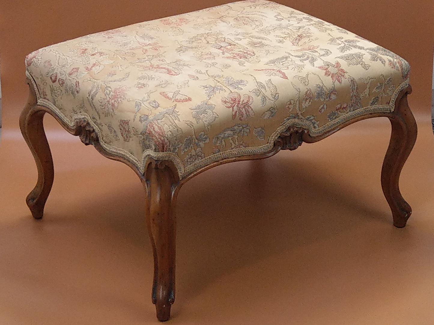 Antique Large Ottoman with Carved Walnut on Cabriole Legs and Needlework by Lady Byron