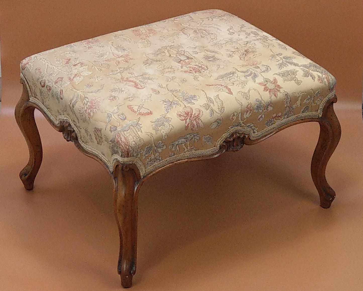 Antique Large Ottoman with Carved Walnut on Cabriole Legs and Needlework by Lady Byron