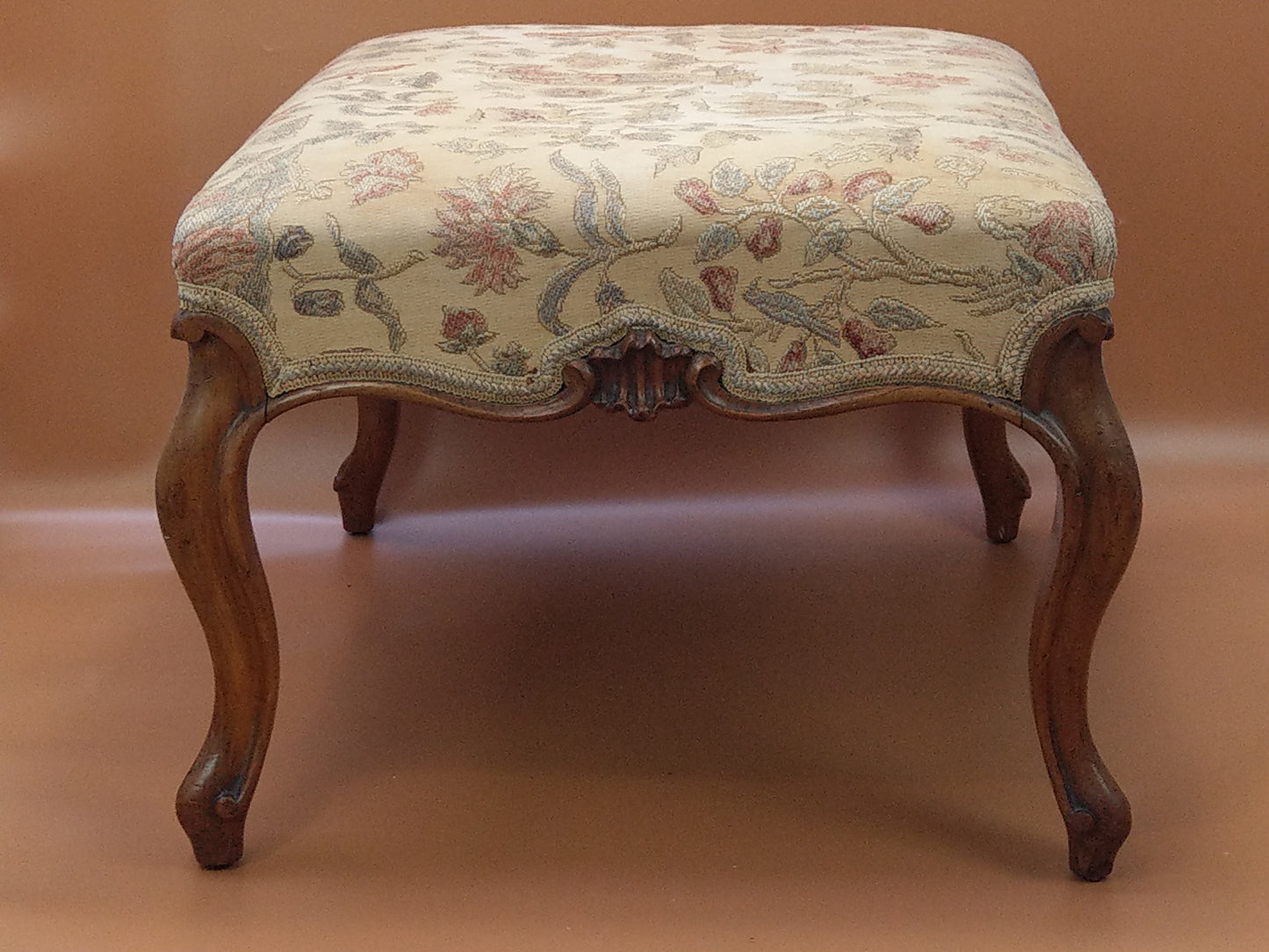 Antique Large Ottoman with Carved Walnut on Cabriole Legs and Needlework by Lady Byron