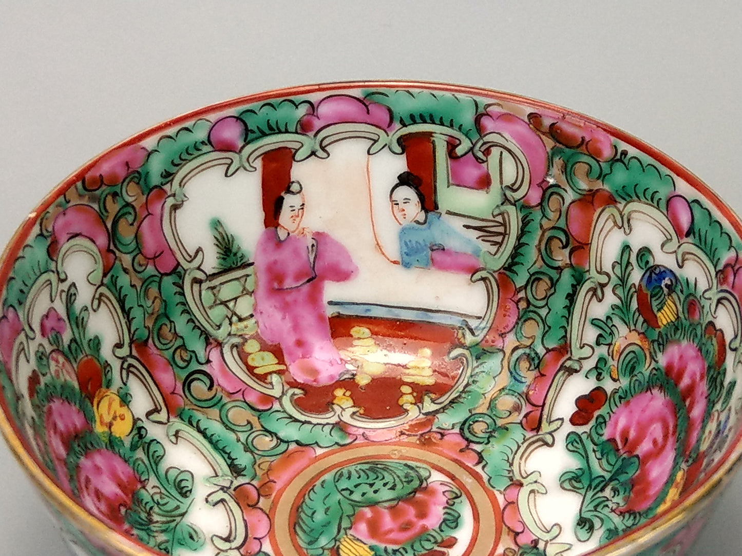 Chinese Rice Bowl Medalion Famille Rose c1900