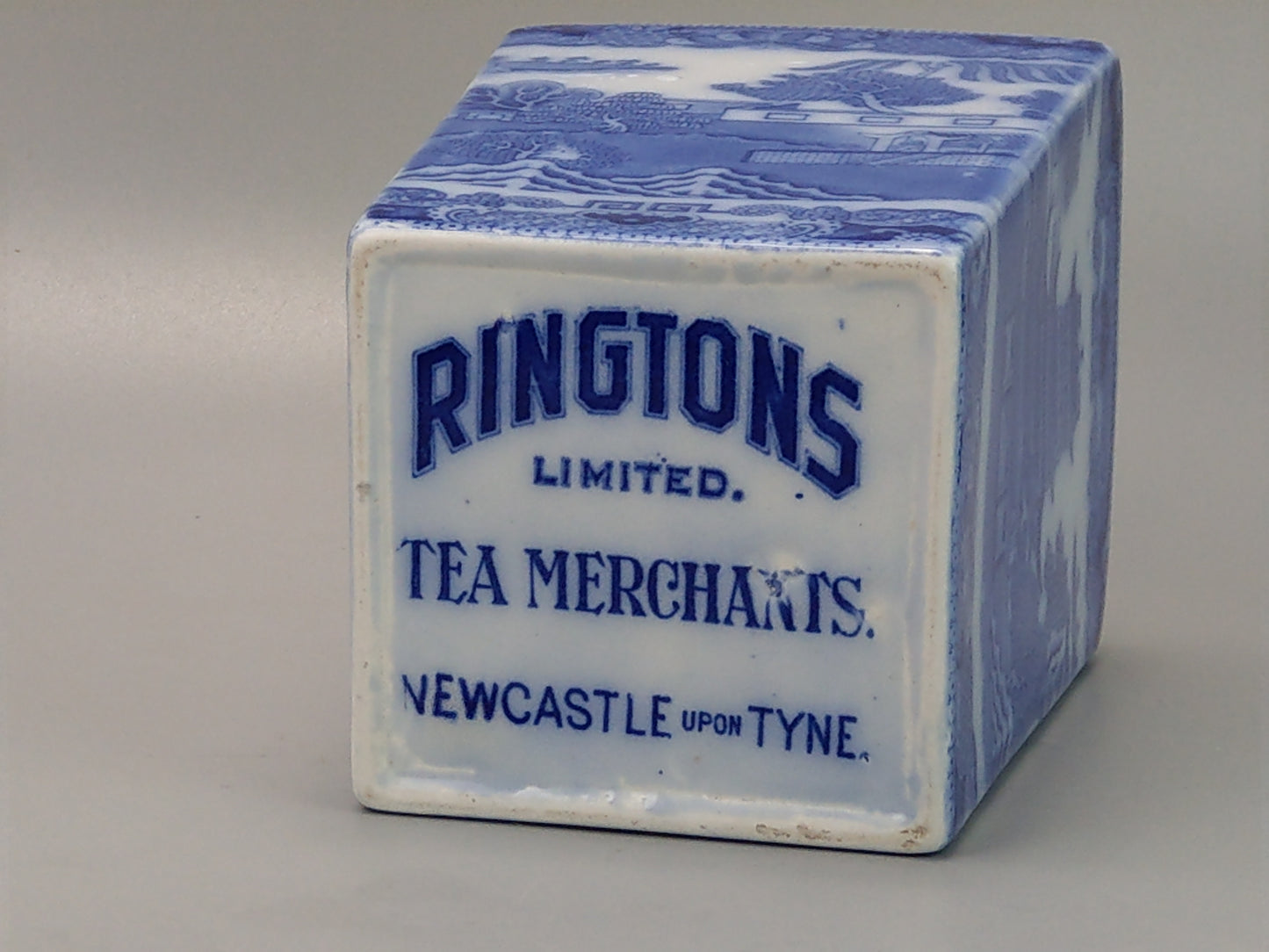 Blue Willow Porcelain Tea Caddy Ringtons