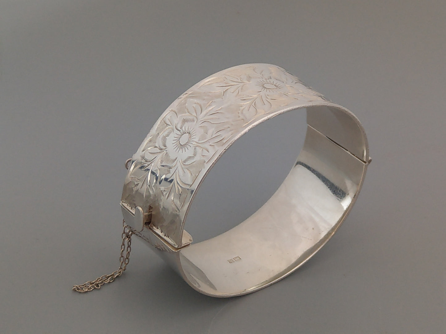 Sterling Silver Thick Bangle with etched flowers by Bracelon 60s