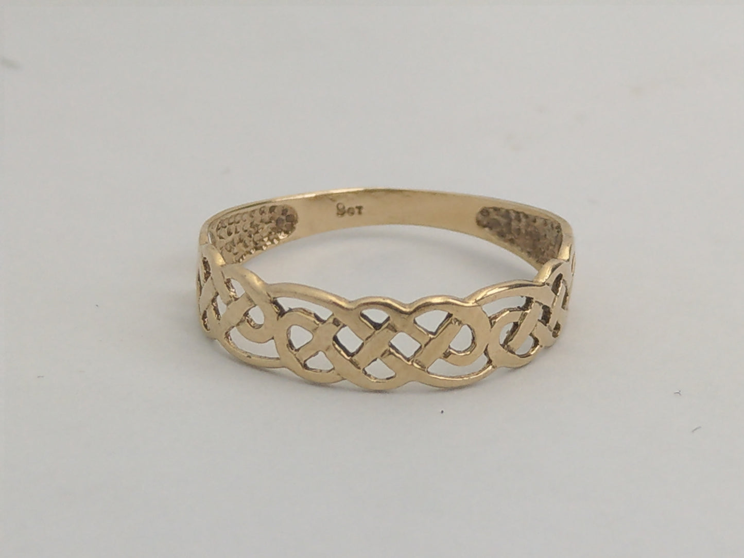 Vintage 9ct Gold Ring Celtic Woven Braided Knot Size N