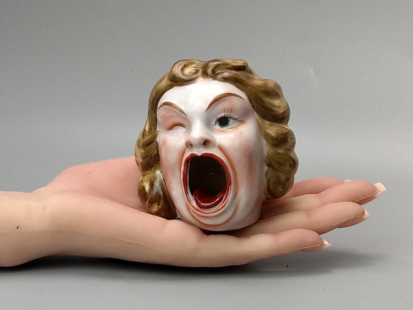 Smoking Head Ashtray Screaming Girl Japanese Novelty Ashtray, Occupied Japan