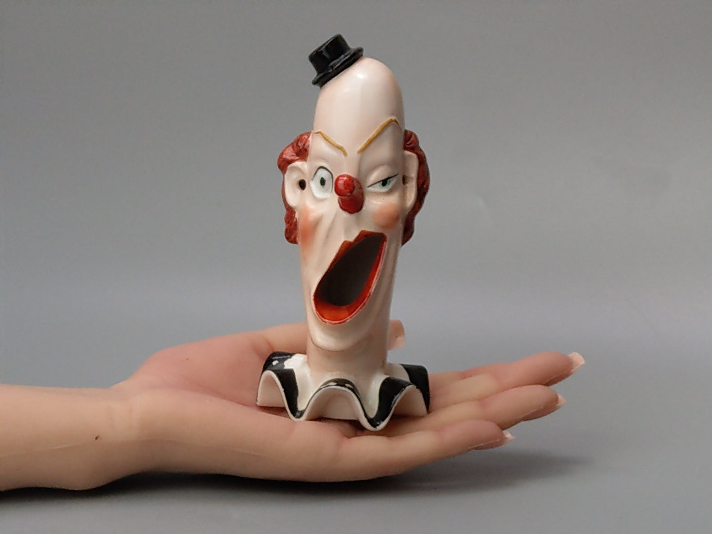 Smoking Head Ashtray Clown Black Ruff in Schäfer Vater Style