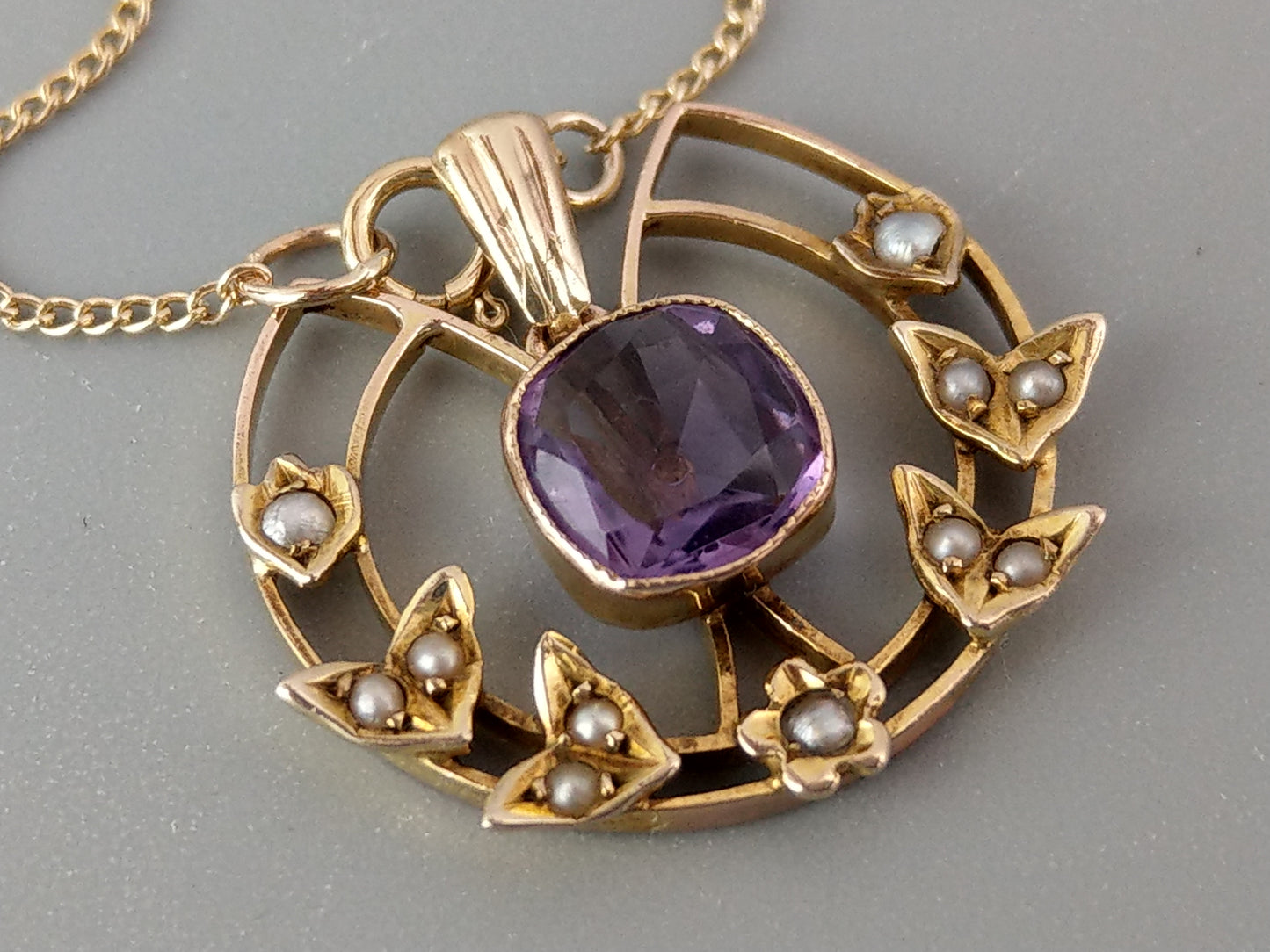 Art Nouveau Amethyst and split pearls openwork Pendant necklace set in 9ct gold