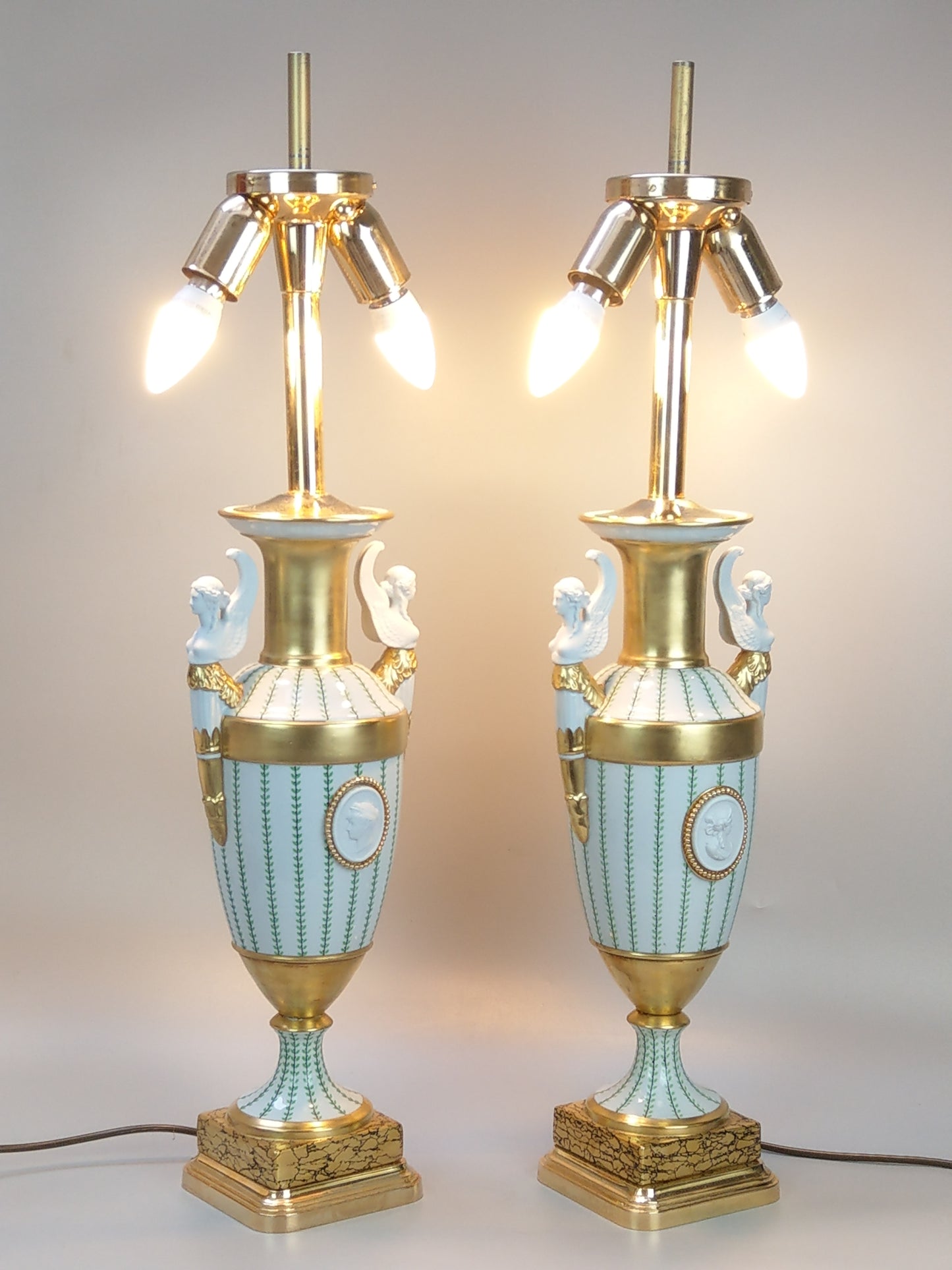 Large Urn lamps Italy made by Giulia Mangani c1970