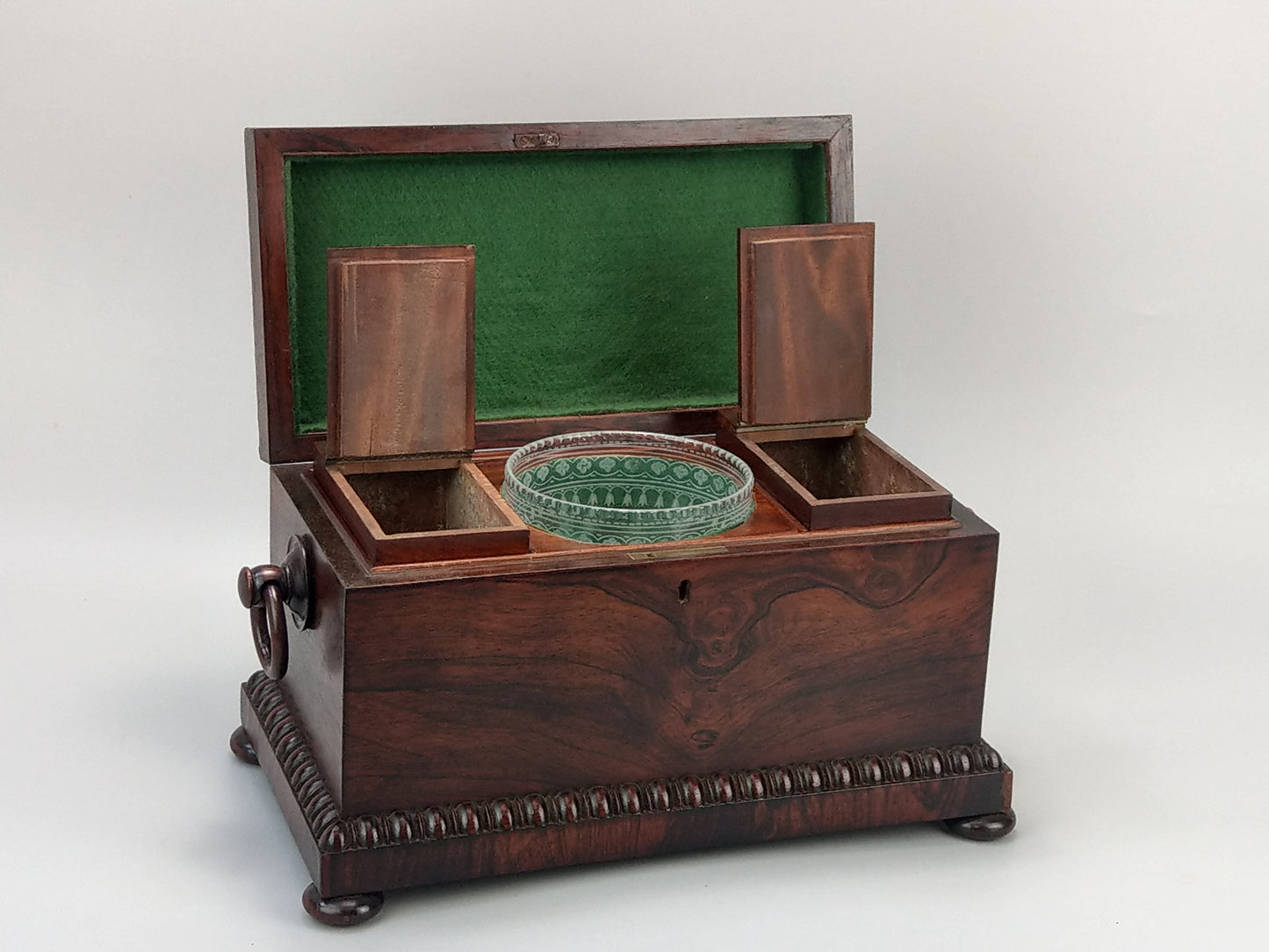 Large Victorian rosewood tea caddy chest with handles