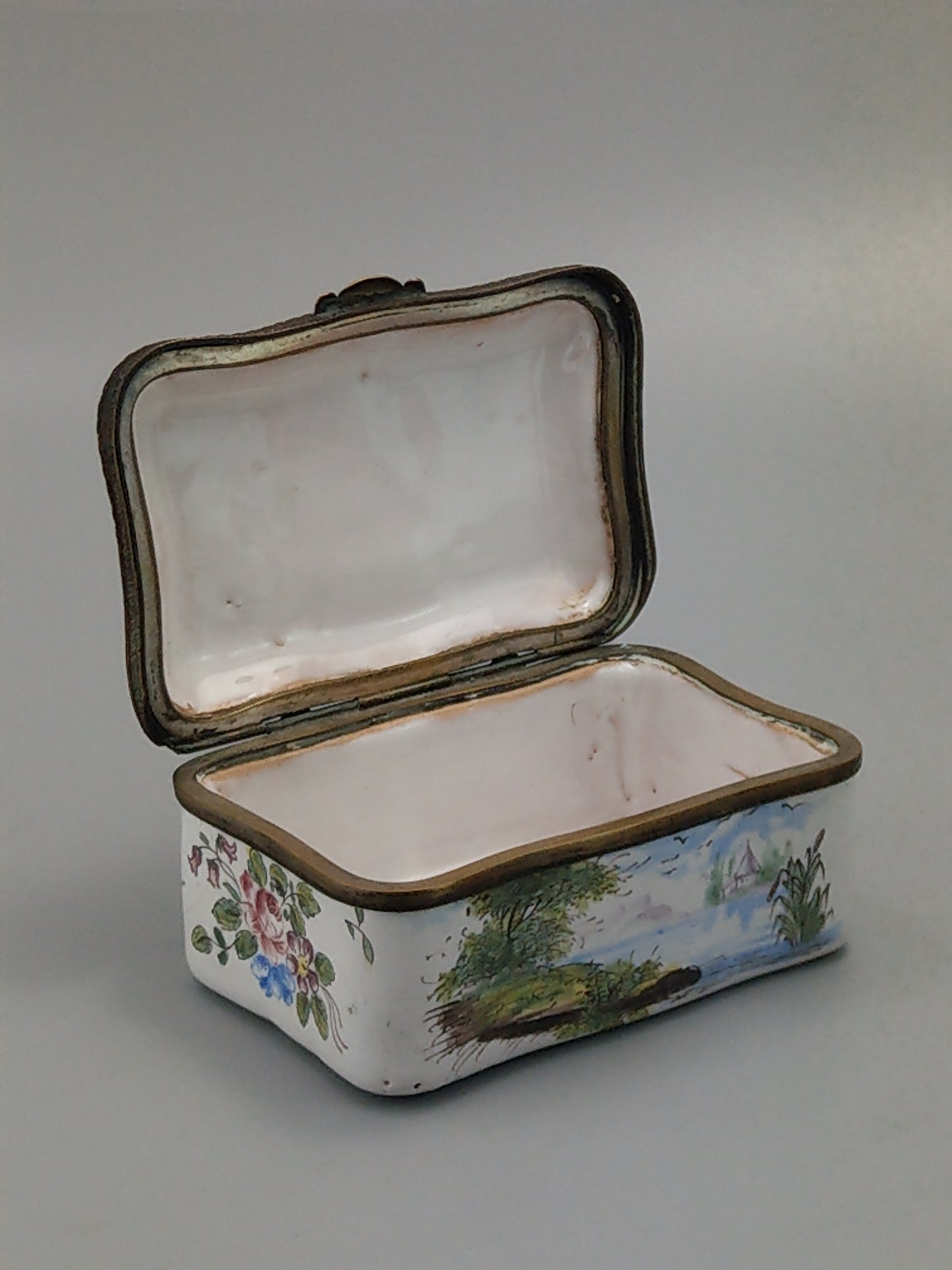 Antique French faience trinket box painted romantic scene c1780