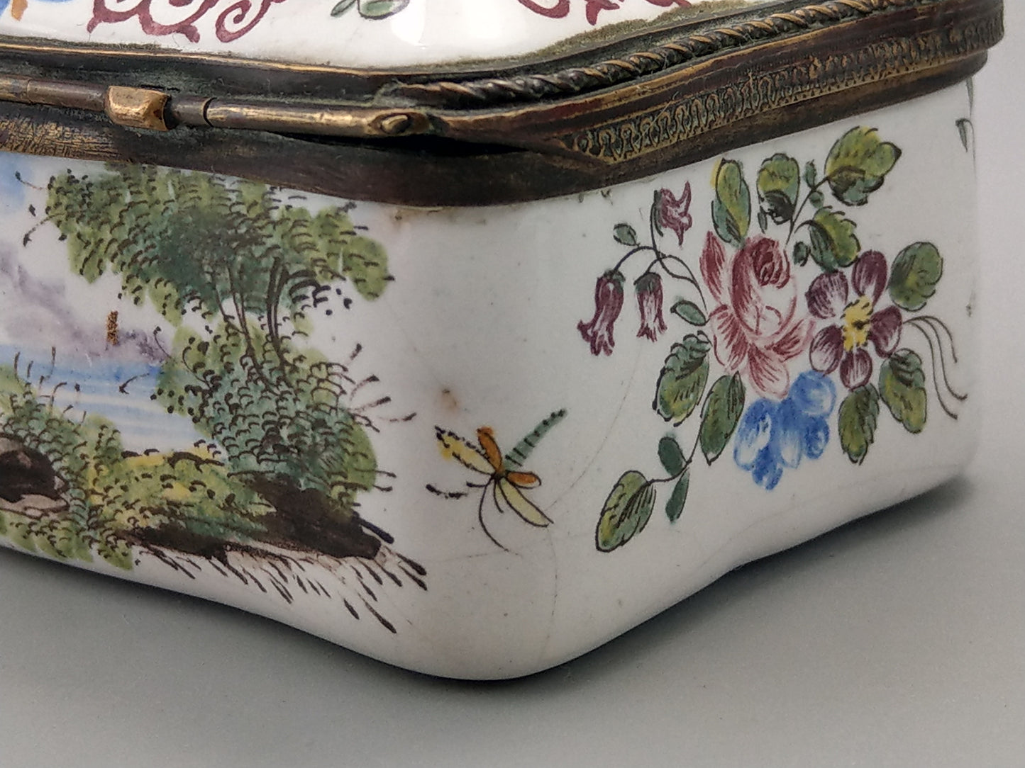 Antique French faience trinket box painted romantic scene c1780