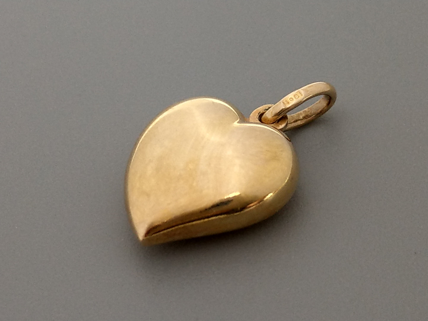 Puffed 9ct Gold Heart Pendant