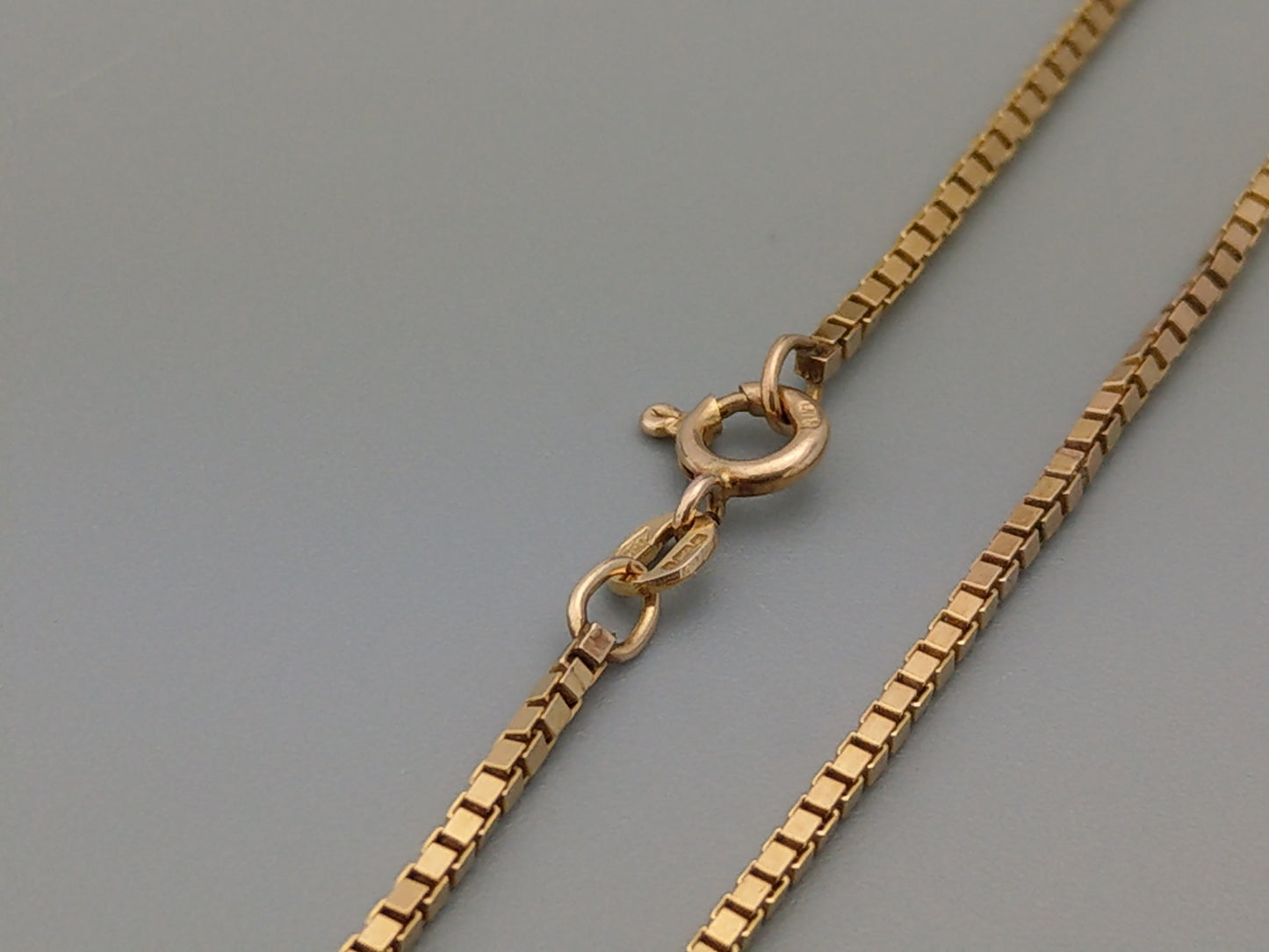 Italian 9ct gold chain necklace for a child 9ct by Balestra