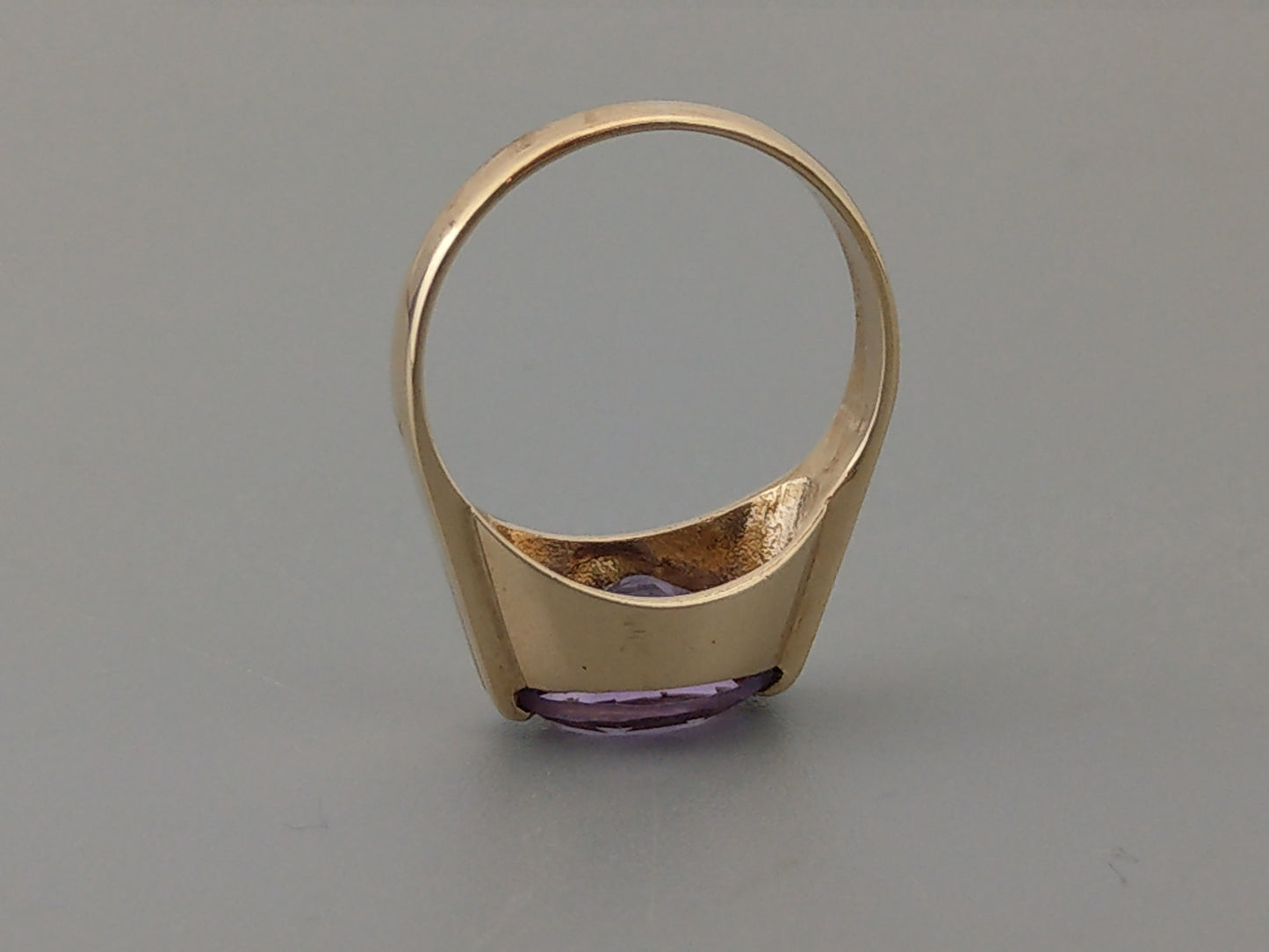 Large 9ct ring set with oval cut Amethyst