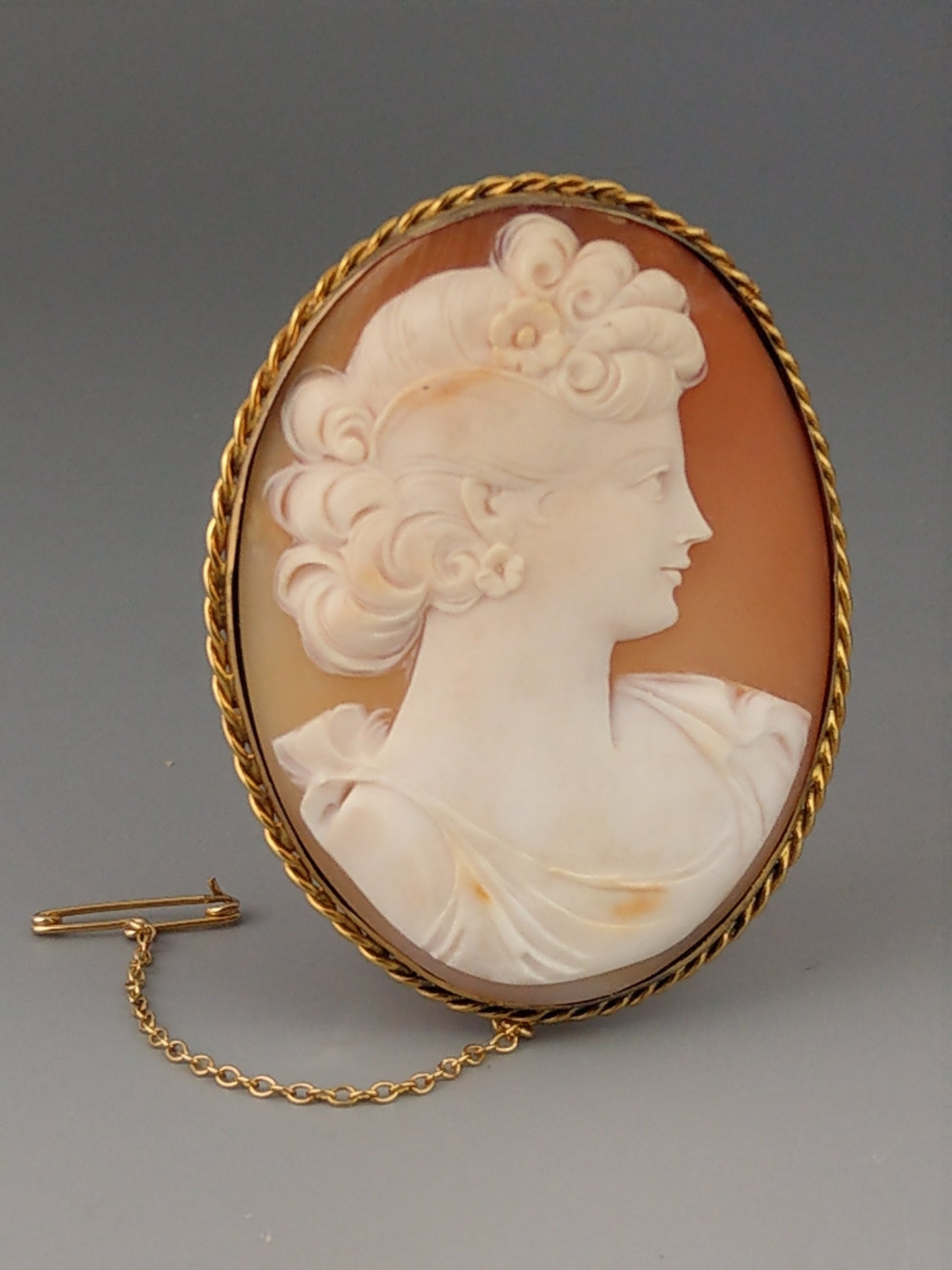 Victorian Large Shell Cameo Brooch set in rolled gold