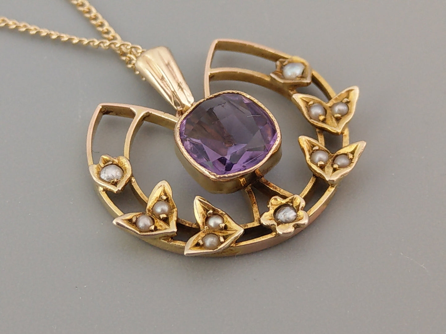 Art Nouveau Amethyst and split pearls openwork Pendant necklace set in 9ct gold