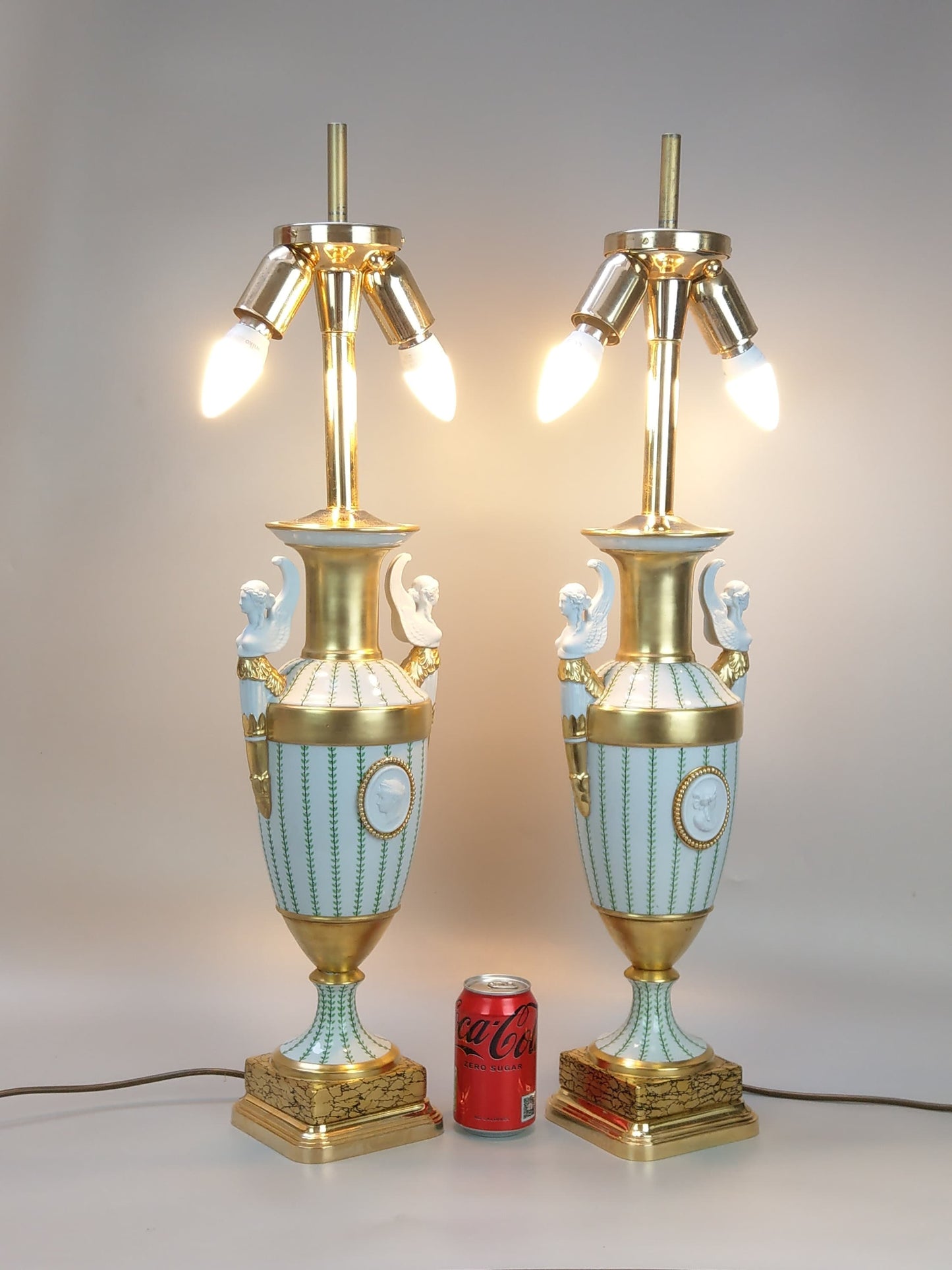 Large Urn lamps Italy made by Giulia Mangani c1970